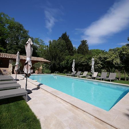 Mas Chateau Blanc Bed & Breakfast Avignon Exterior photo