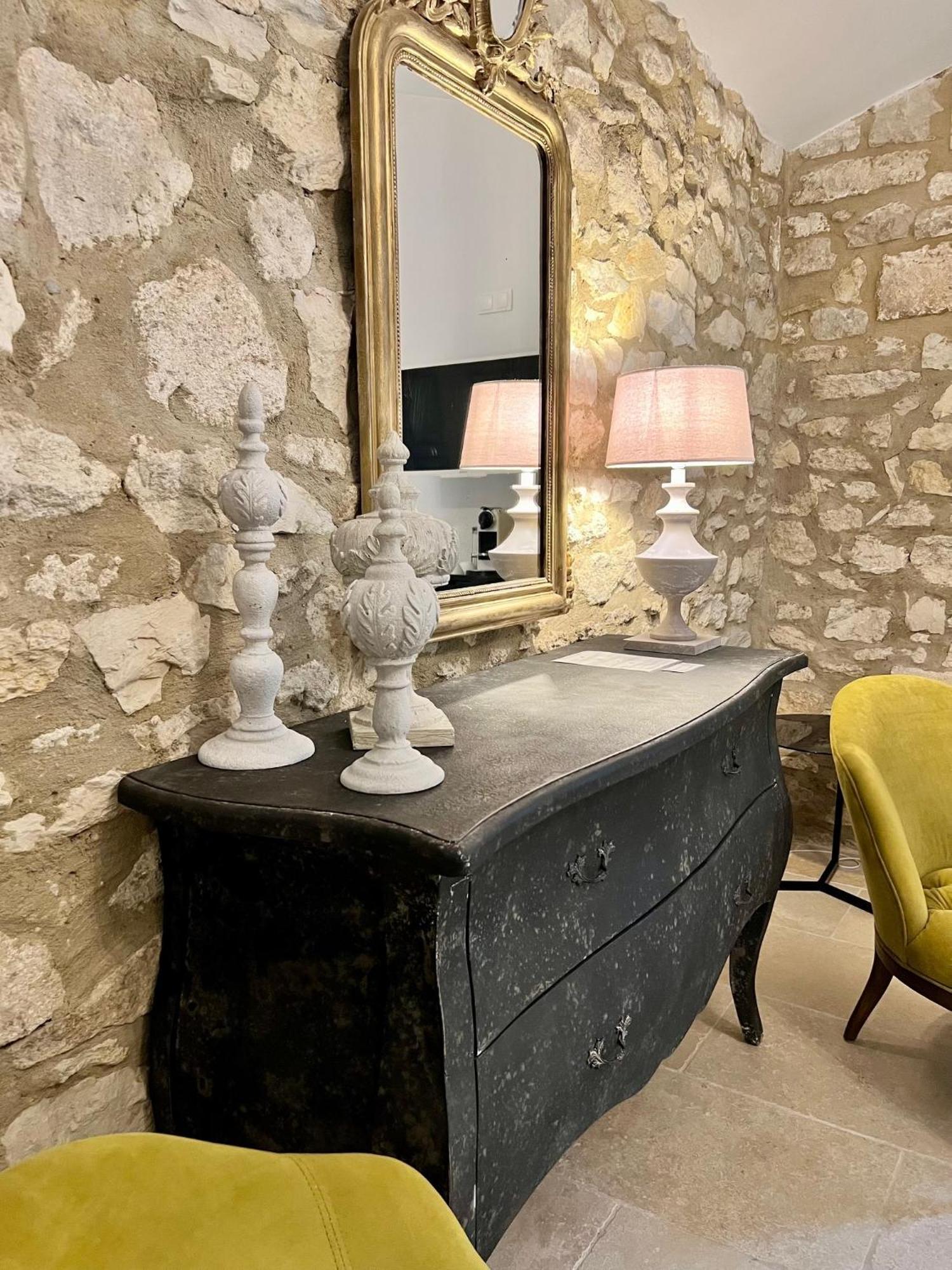 Mas Chateau Blanc Bed & Breakfast Avignon Room photo